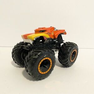 Hot Wheels Monster Truck 1/64 Hotweiler Die Cast Car Vehicle Toy